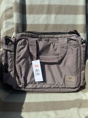 Lug x Steve Berry Atlas Unisex Travel Bag!